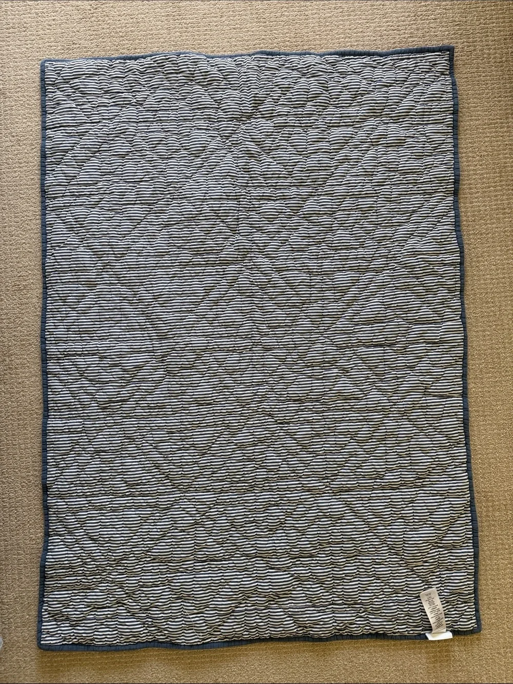 Pottery Barn Kids Pinwheel Quilt - crib/toddler bed